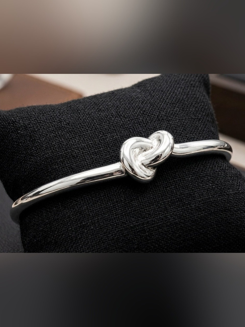 Kate Spade Sailor's Knot Hinge Bangle Silvertone 2469 - Picture 2 of 7